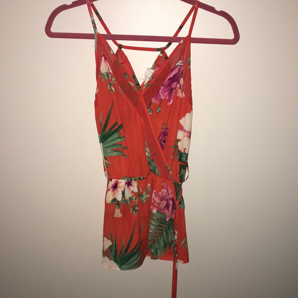NWOT Tropical Print Tank Top